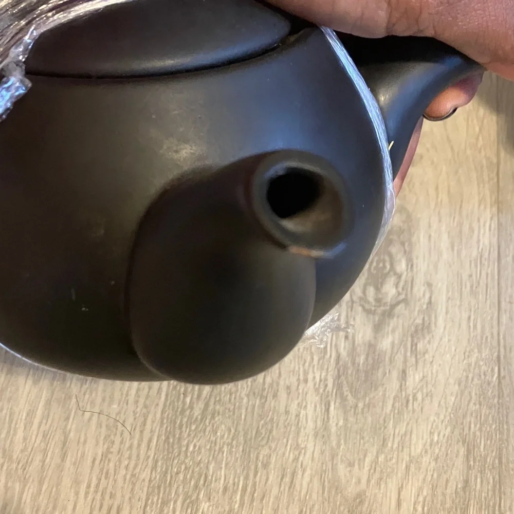 Tokoname-ware ceramic Japanese side-handled teapot, known as‎ a kyusu